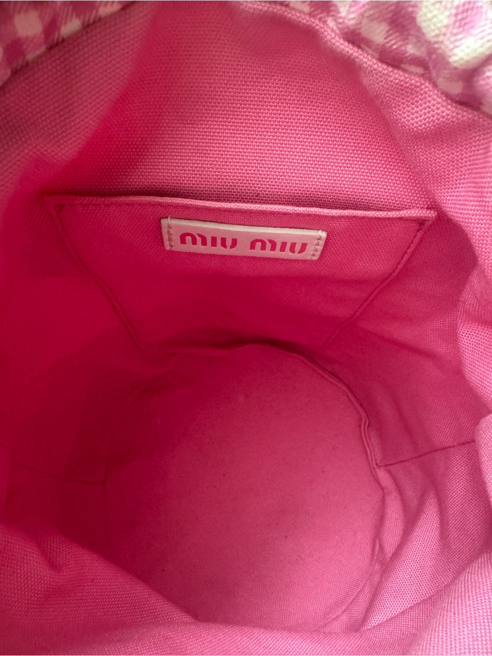 Miu Miu Pink Gingham Wicker Basket Bag - Picture 4 of 4